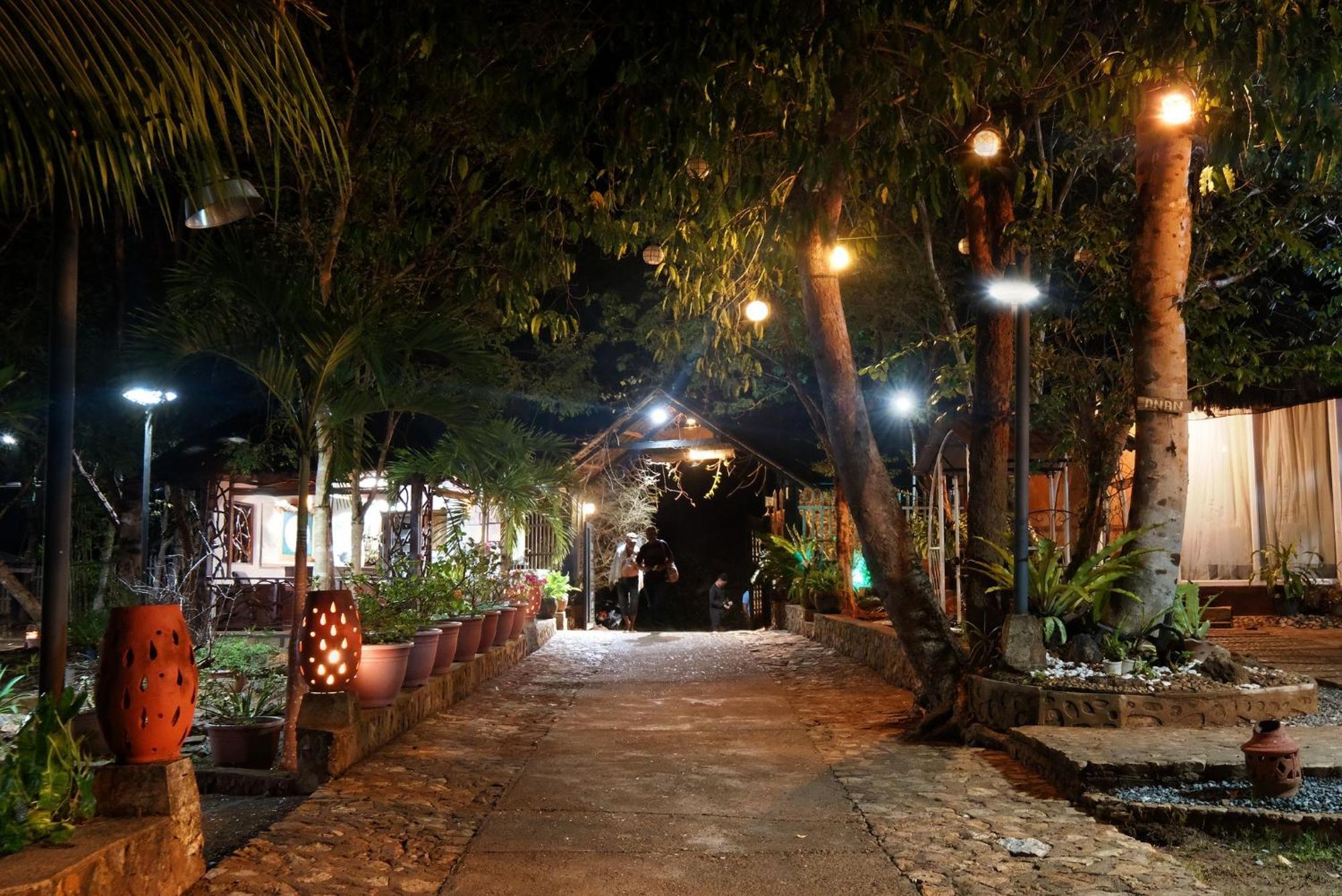 Villa Khadine Grand Vista Resort Coron Luaran gambar
